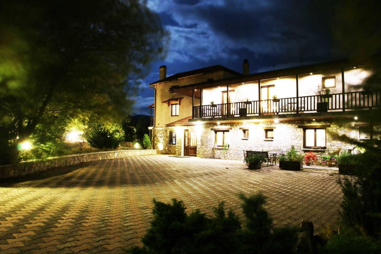 Boutique Hotel Skamnos อาราโชวา ภายนอก รูปภาพ