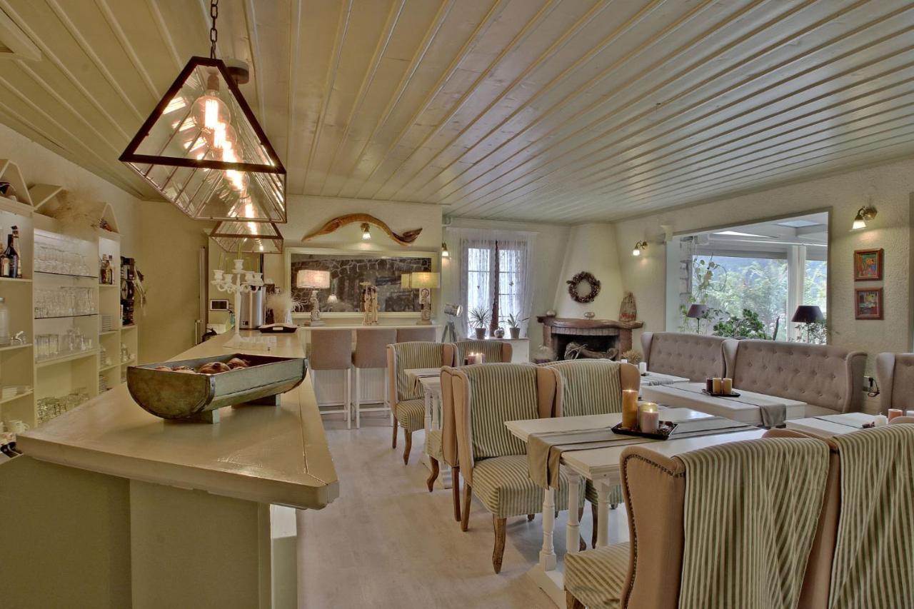 Boutique Hotel Skamnos อาราโชวา ภายนอก รูปภาพ