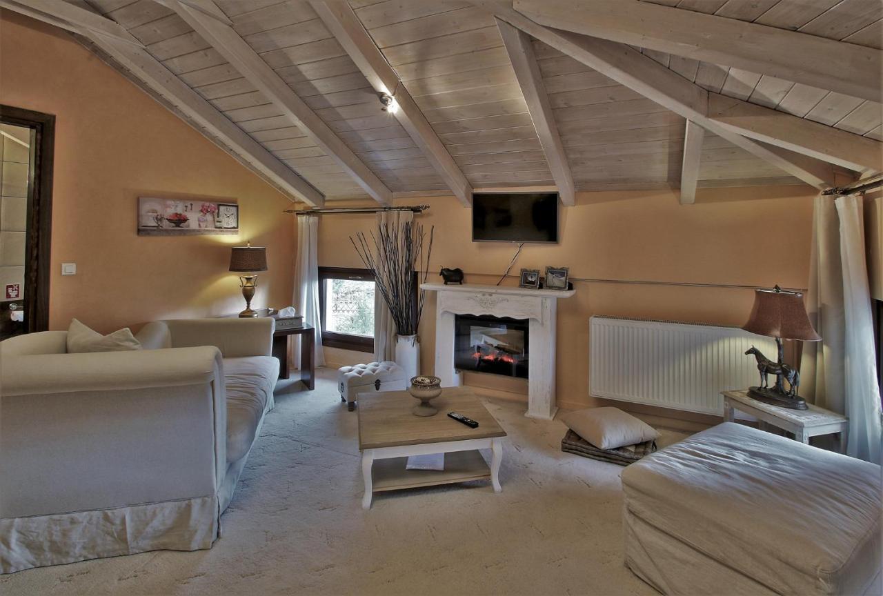 Boutique Hotel Skamnos อาราโชวา ภายนอก รูปภาพ
